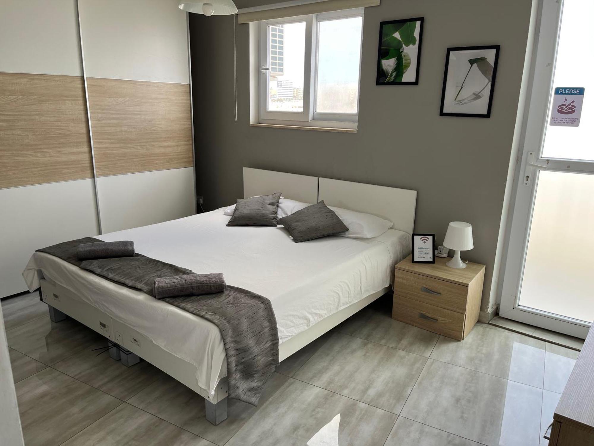 F5 Room 1, Private Double Room With Private Bathroom And Balcony In Shared Flat มซิดา ภายนอก รูปภาพ